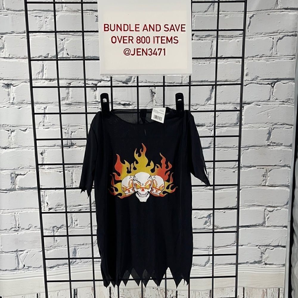 Brand new Pirate shirt L